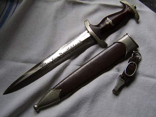 Ernst Bruckmann SA dagger, a rarity ?