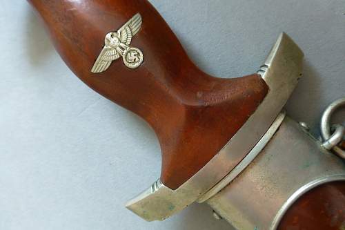 Early SA dagger by E.P&amp;S with 3 piece hanger