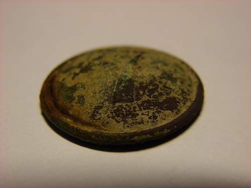 Military button ?