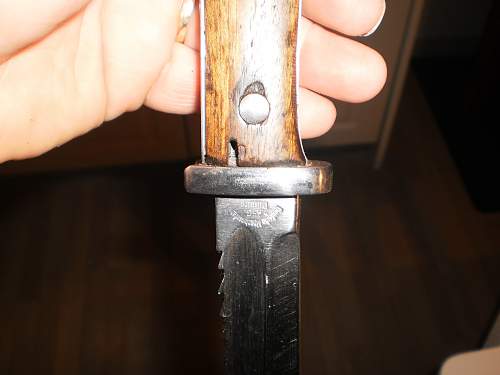 Unknown German bayonet.