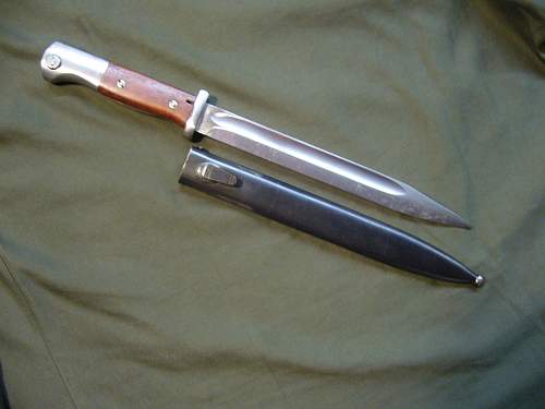 possible sneak bayonet or contract bayo