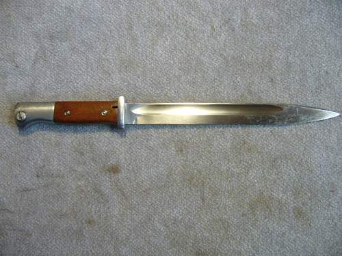 possible sneak bayonet or contract bayo