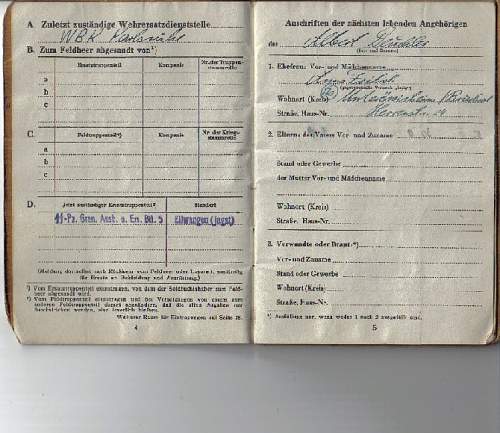 Two SS Soldbuch - What is inside?