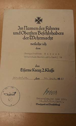 Many award docs to one soldier - missing soldbuch, what can we find out?