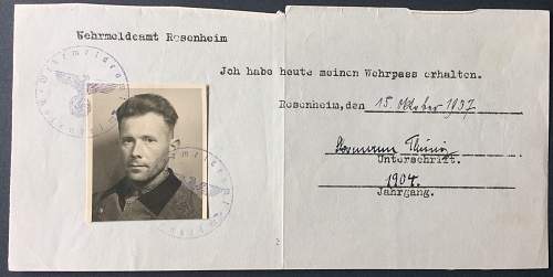 Wehrstammbuch - Communist Party member and deserter.