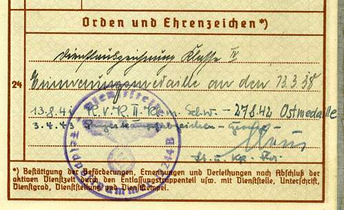 Wehrpass to Oberfeldwebel Willy Pöllmann. Need help with some handwriting