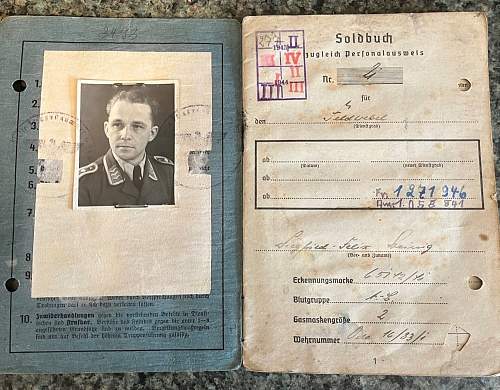 Nice Luftwaffe soldbuch.