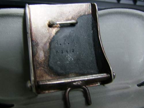 Totenkopf buckle: real or fake?