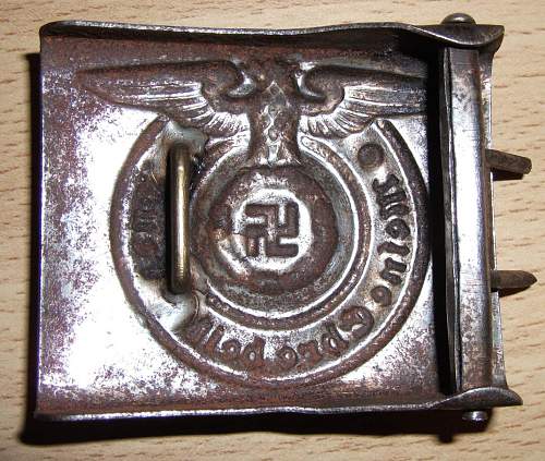 Hi opinions on this SS belt buckle would be appreciated, is it good or in to rogues gallery thanks.