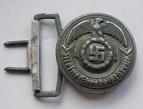 SS officer buckle, original or not?