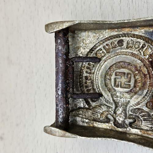 Fake SS Buckle?
