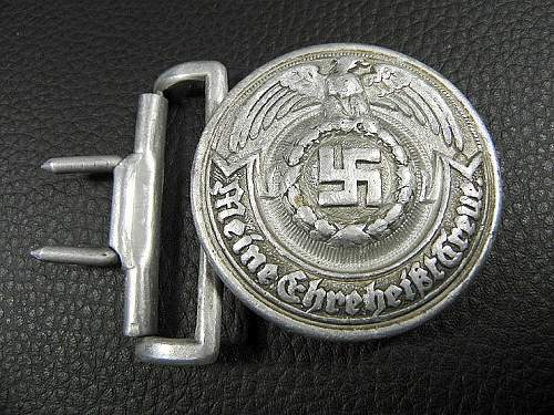 SS officers belt buckle: original?