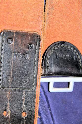 Fake SS leather markings ( belt &amp; cross straps D rings etc)