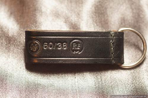 Fake SS leather markings ( belt &amp; cross straps D rings etc)