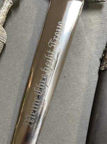 Type II chained SS dagger