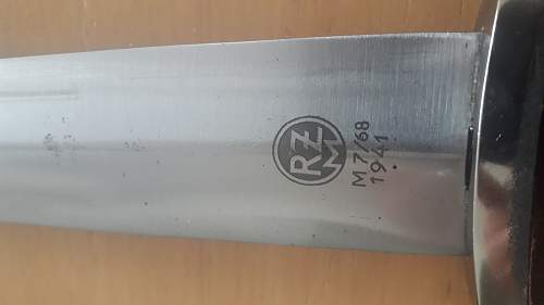 RZM 1211/39 SS Is this dagger original ?