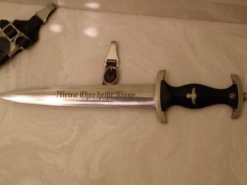 Straight out of woodwork RZM 121/34 SS Dagger with hangers!