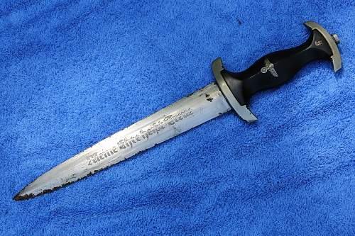 SS Dagger, Boker