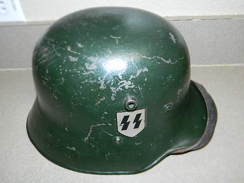 4th SS Polizei Panzergrenadier Division Deouble Decal Helmet; Need Help to see if its real..