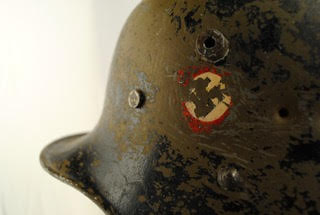 Help with austrian m17 SS VT helmet