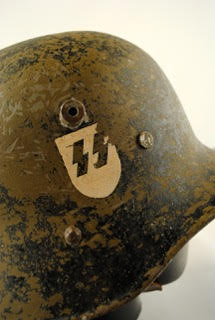 Help with austrian m17 SS VT helmet