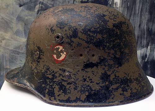 Help with austrian m17 SS VT helmet
