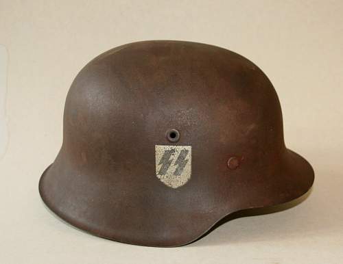 Could you help me with this SS helmet, please?