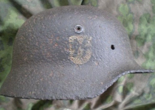 latvian SS stahhelm?