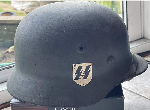 Help needed with this SS helmet please