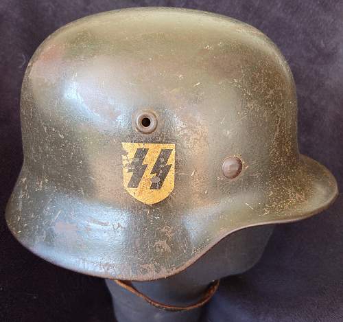 SS ET mod 40 HELMET AND A LATERAL PLANE TREE HELMET COVER