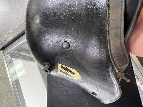 Allgemeine SS Helmet? Need your expertise.