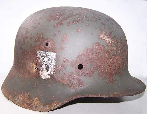 SS M35 DD police re-issued, battledamaged