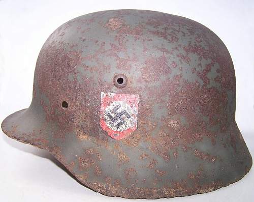 SS M35 DD police re-issued, battledamaged