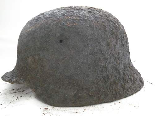 M40 ground dug helmet