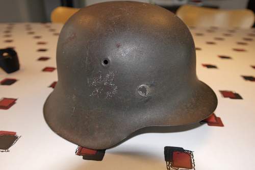 Who can   identify this german  helmet!