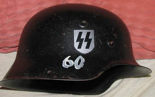 Repainted SS helmet?