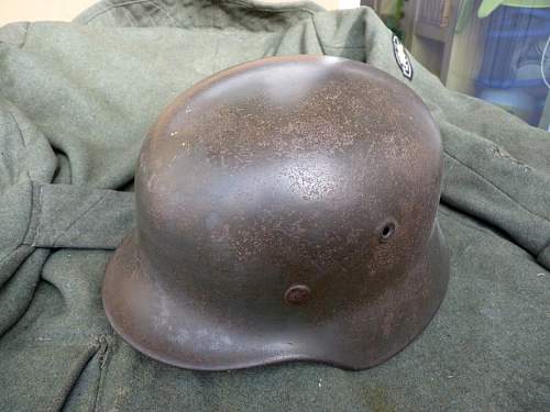 SS helmet, original? Need help