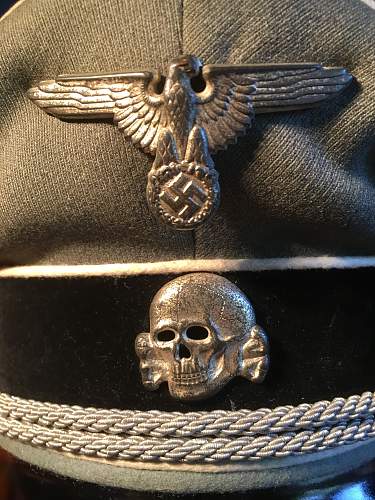 SS cap eagles and skulls