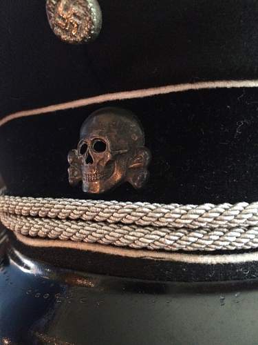 SS cap eagles and skulls