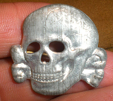 Ss skull cap badge. SS 373/43 marked