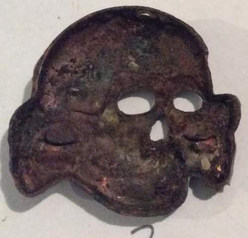 Relic SS totenkompf skull