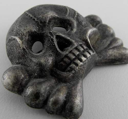 SS metal skull