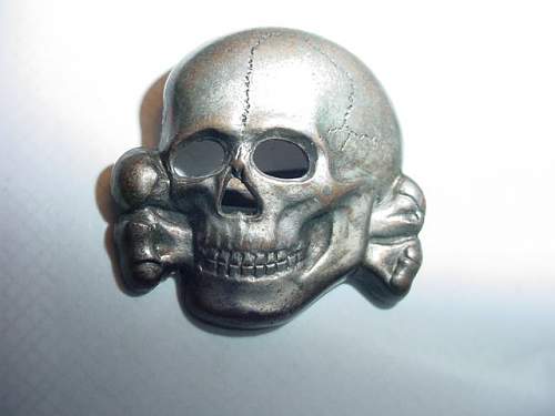 SS Death head insignia authentic?