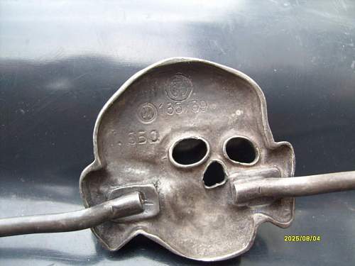 Cap skull: SS/RZM 135/39 .850 silver marked