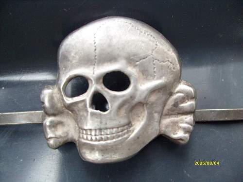 Cap skull: SS/RZM 135/39 .850 silver marked