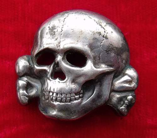 Early skull marked RZM 52
