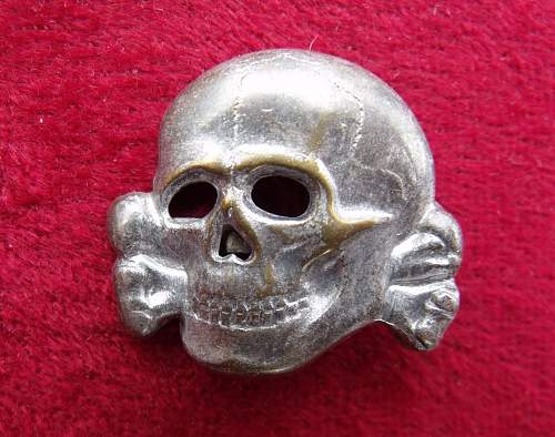 Early skull marked RZM 52