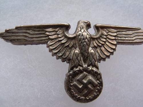 Unmarked SS cap eagle