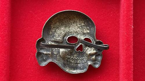 SS skulls