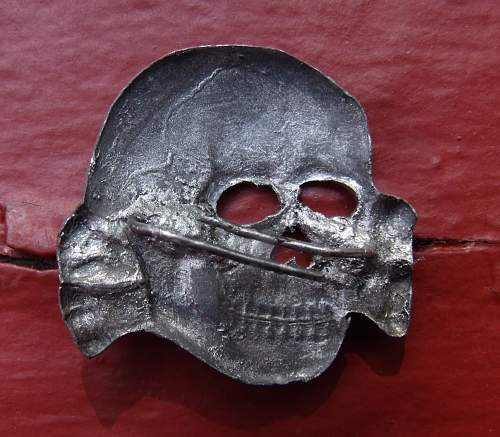 SS skull cap badge - RZM 499/41 real or fake?